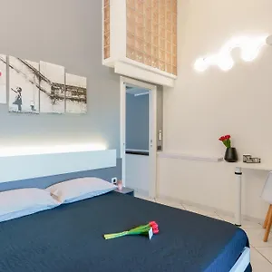 Bed & Breakfast Unplug, Quartu SantʼElena